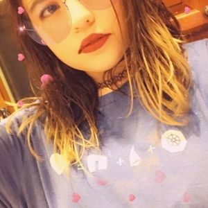 Meet your Posher, Nicole